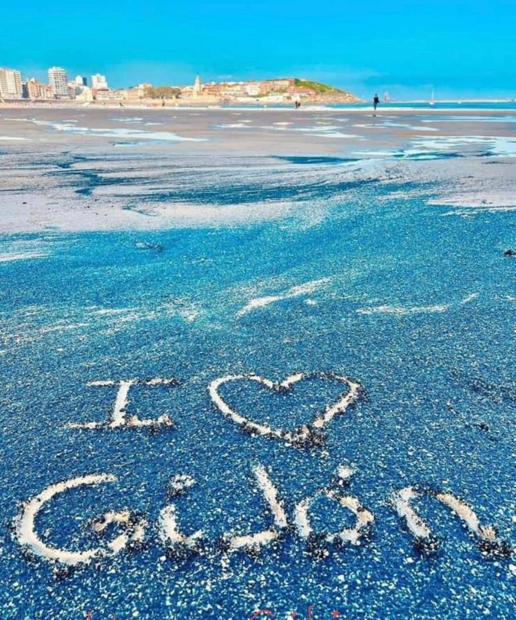 Alojamientos Muelle De Gijón Exteriér fotografie